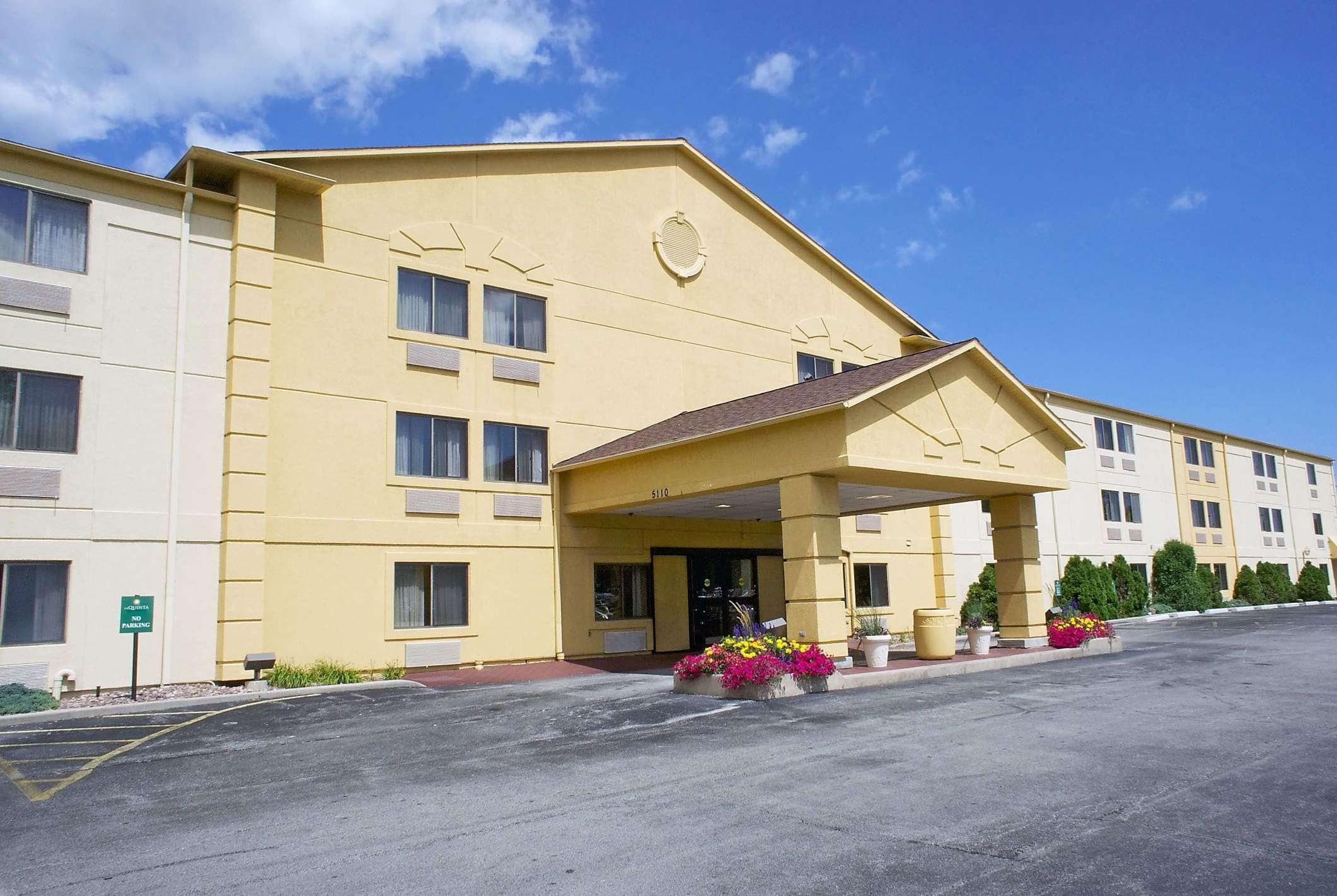 Americinn By Wyndham Glendale Milwaukee Whitefish Bay Extérieur photo